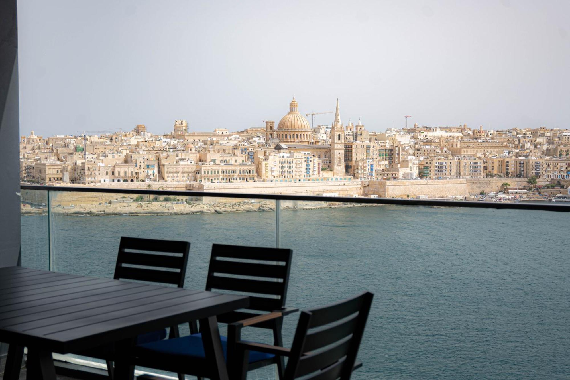 Best View Fortina Luxury Suites Sliema Eksteriør billede